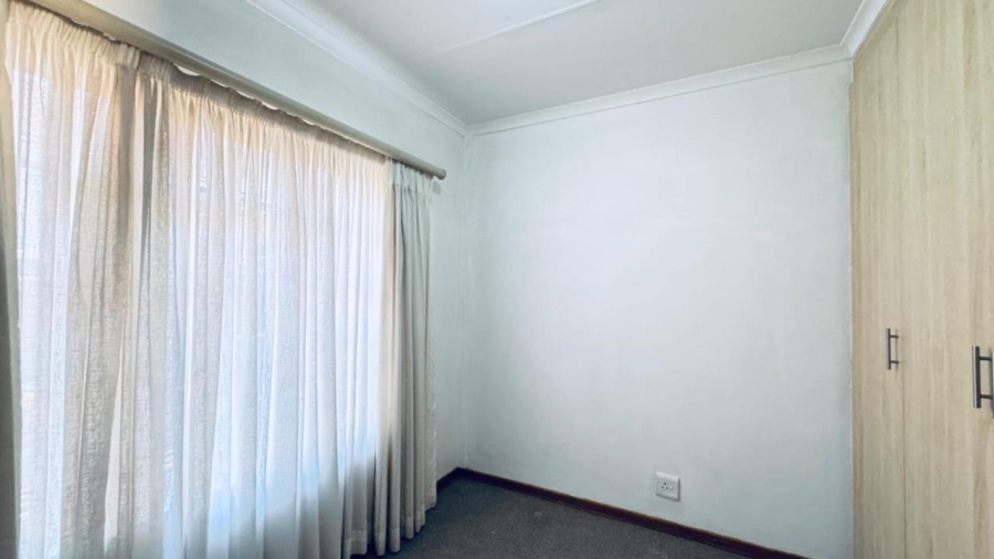 2 Bedroom Property for Sale in Minerva Gardens Northern Cape